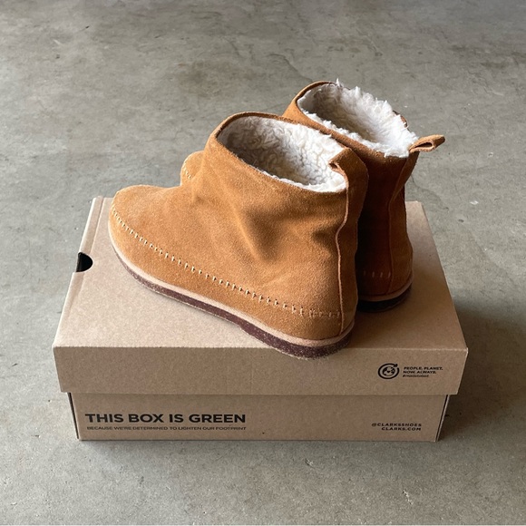 Steve Madden Tommy Tan Suede Moccasin Style Wool Linned Cozy Boots 8 Womens - Picture 3 of 6